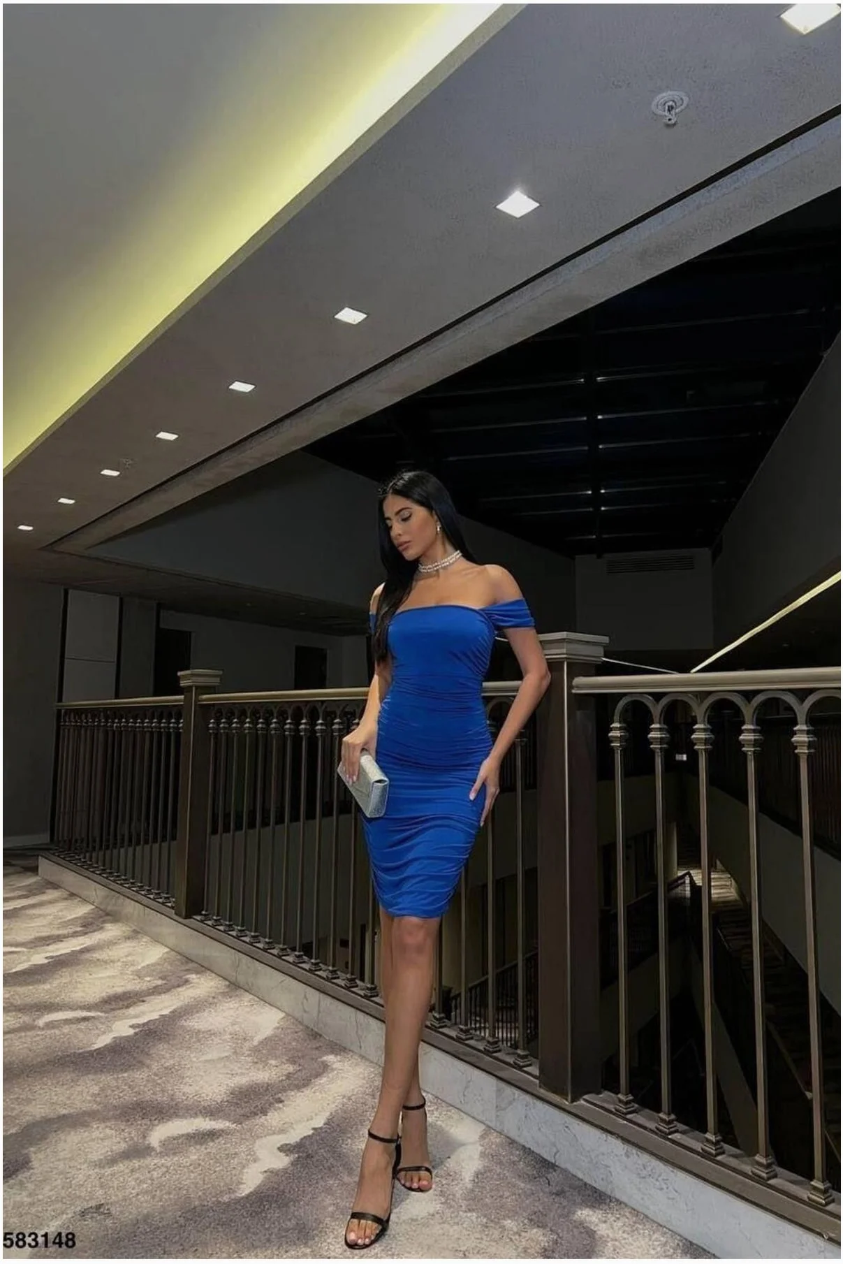 Kadın Modern Stil Esnek Sandy Kumaş Straplez Abiye Elbise