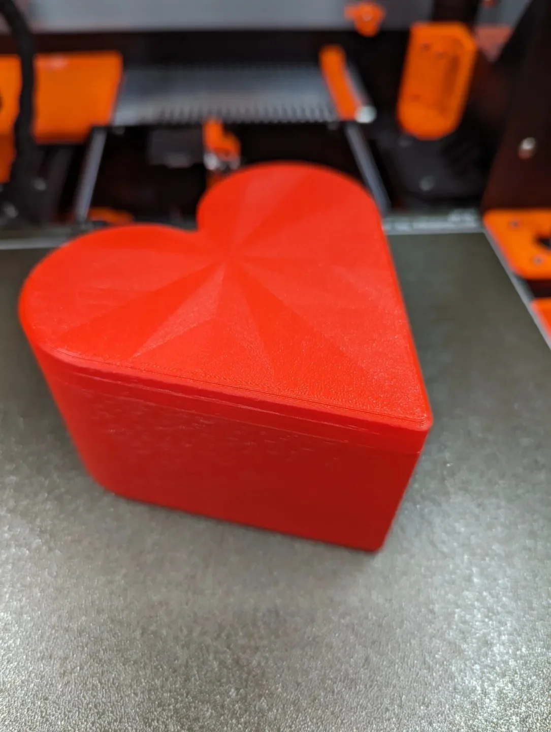 3D Baskı Kalp Şeklinde Kapaklı Hediye Kutusu Dekoratif Takı Yüzük Saklama Kutusu Sevgililer Günü 10x10x5 cm görsel 2