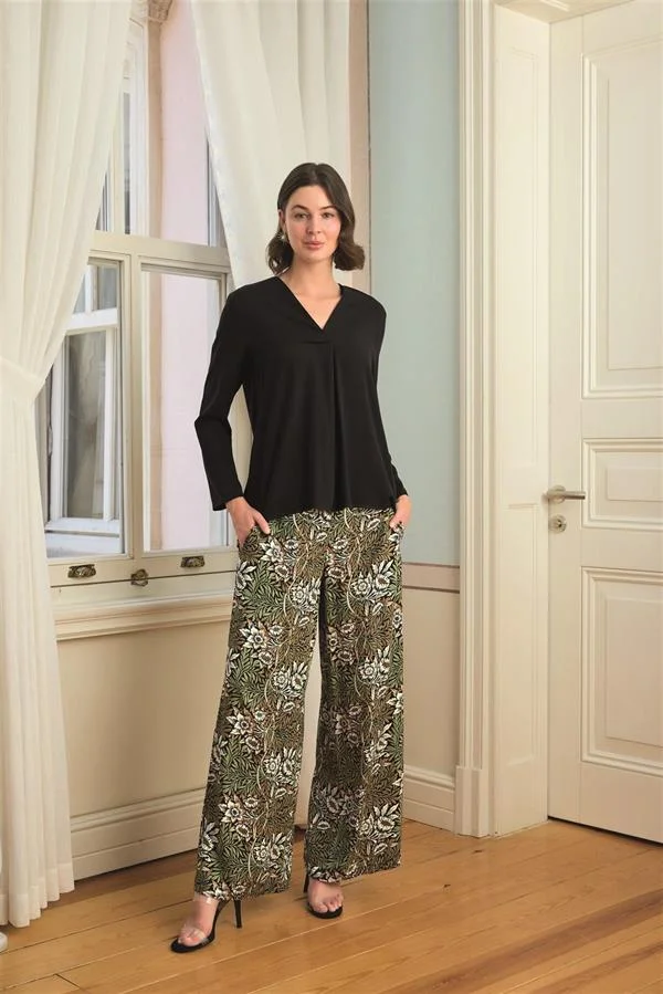 Çiçek Yaprak ve Etnik Desenli Dantelli 3'lü Pijama Takımı görseli