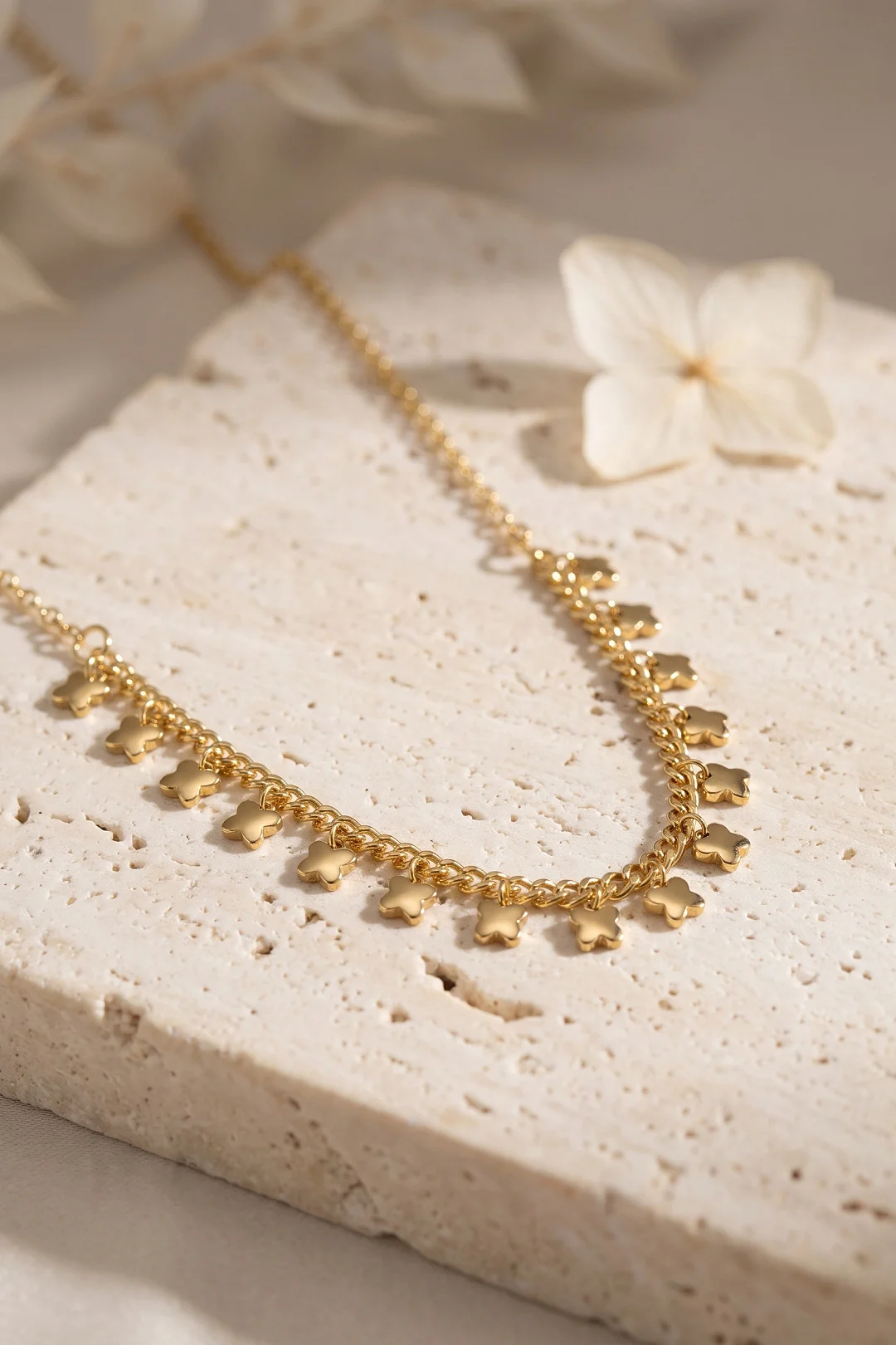 Gold Pirinç Yonca Model Kadın Kolye