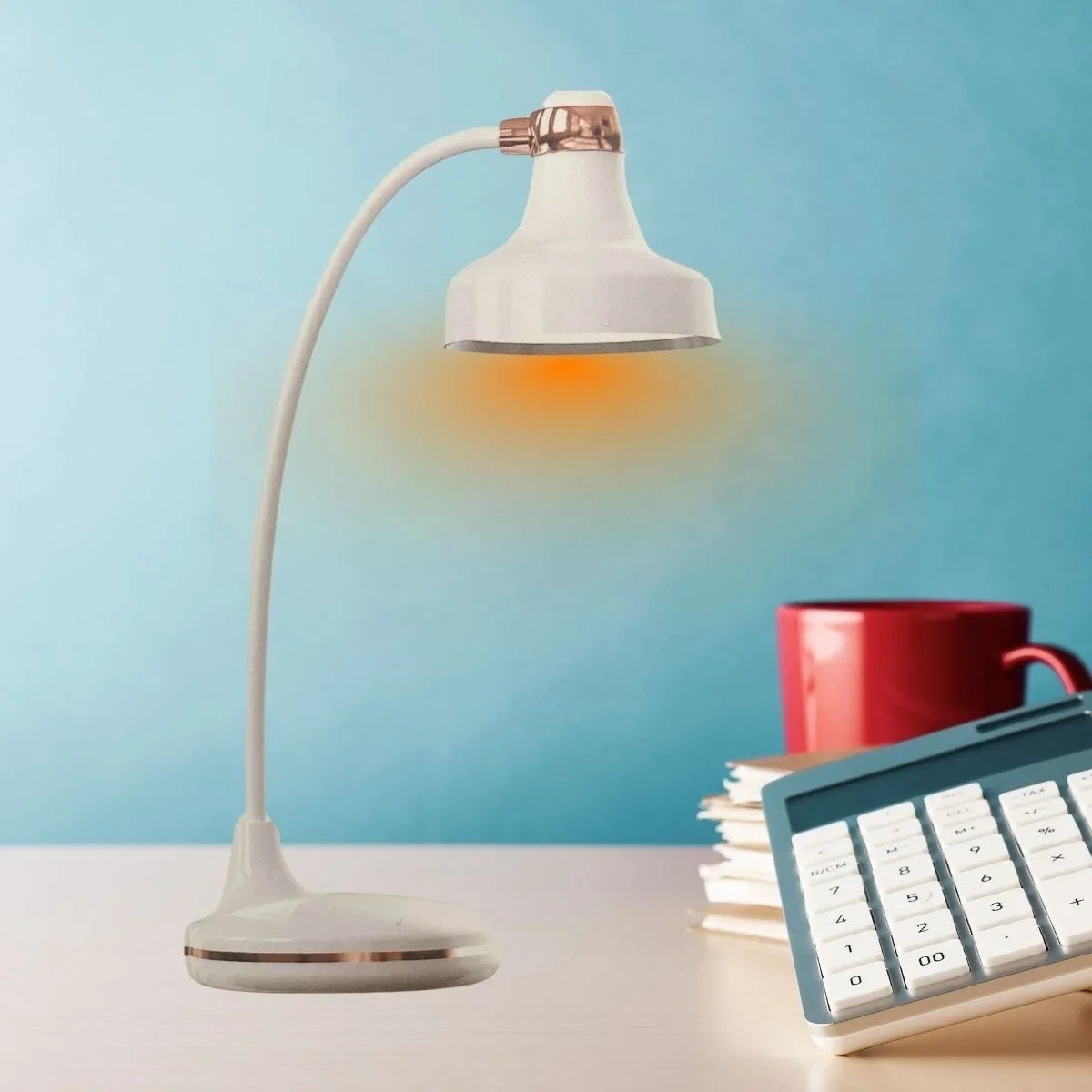Dokunmatik 3 Farklı LED Işıklı Çalışma Masası Üstü Lamba görsel 4