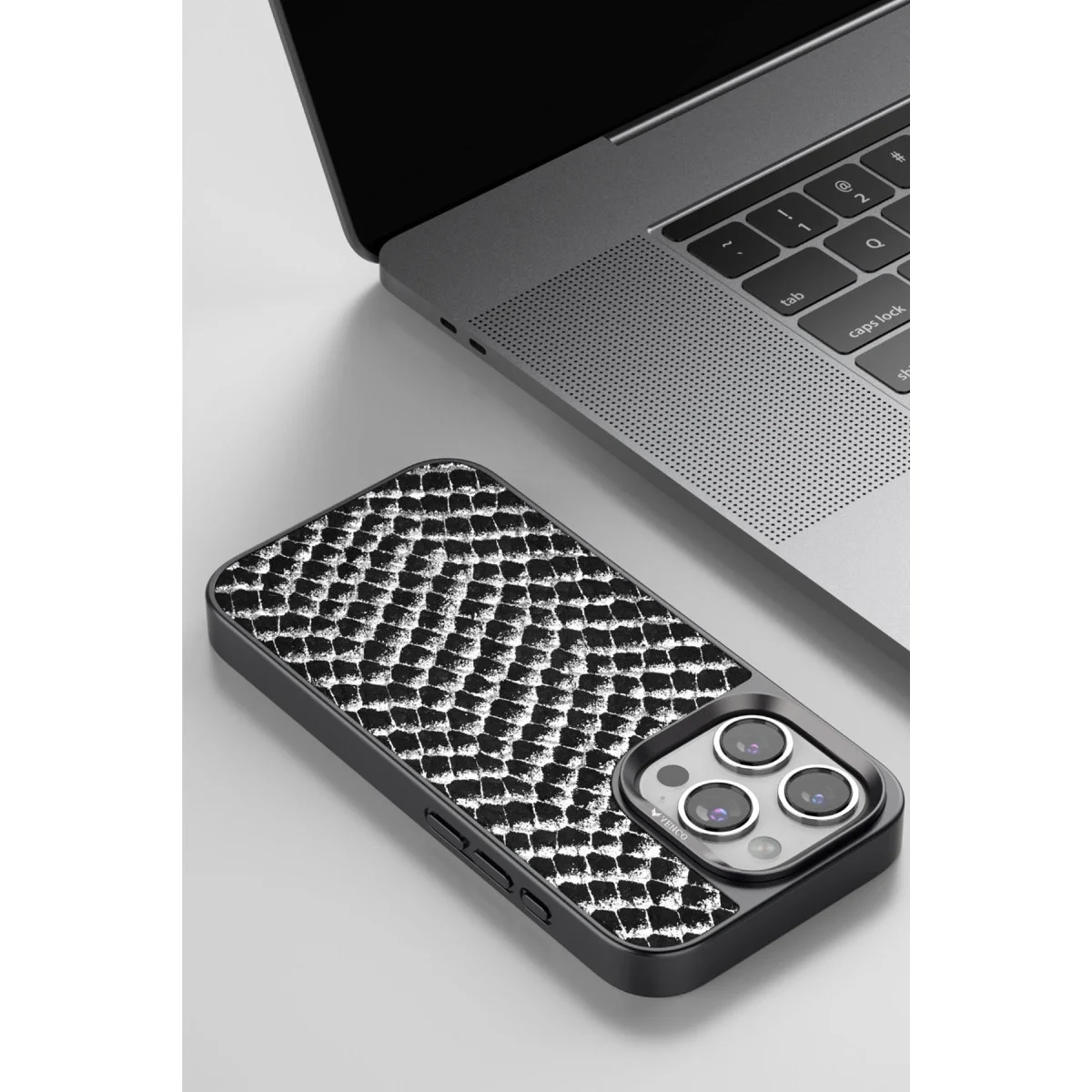 Venco Apple İphone 14 Pro Max Viper Kapak - Kahverengi görsel 4