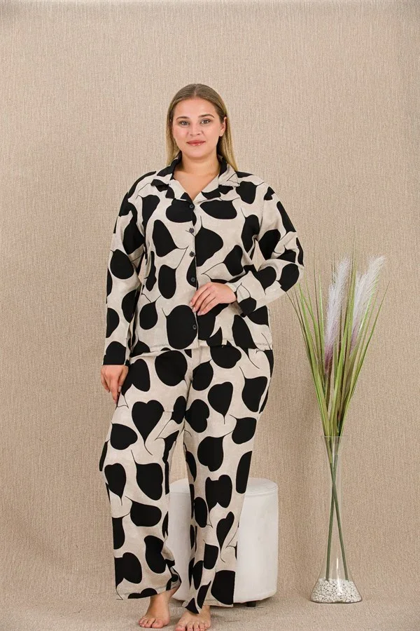 Büyük Beden Siyah Beyaz Kalp Desenli Düğmeli Uzun Kol Viskon Pijama Takımı görsel 2