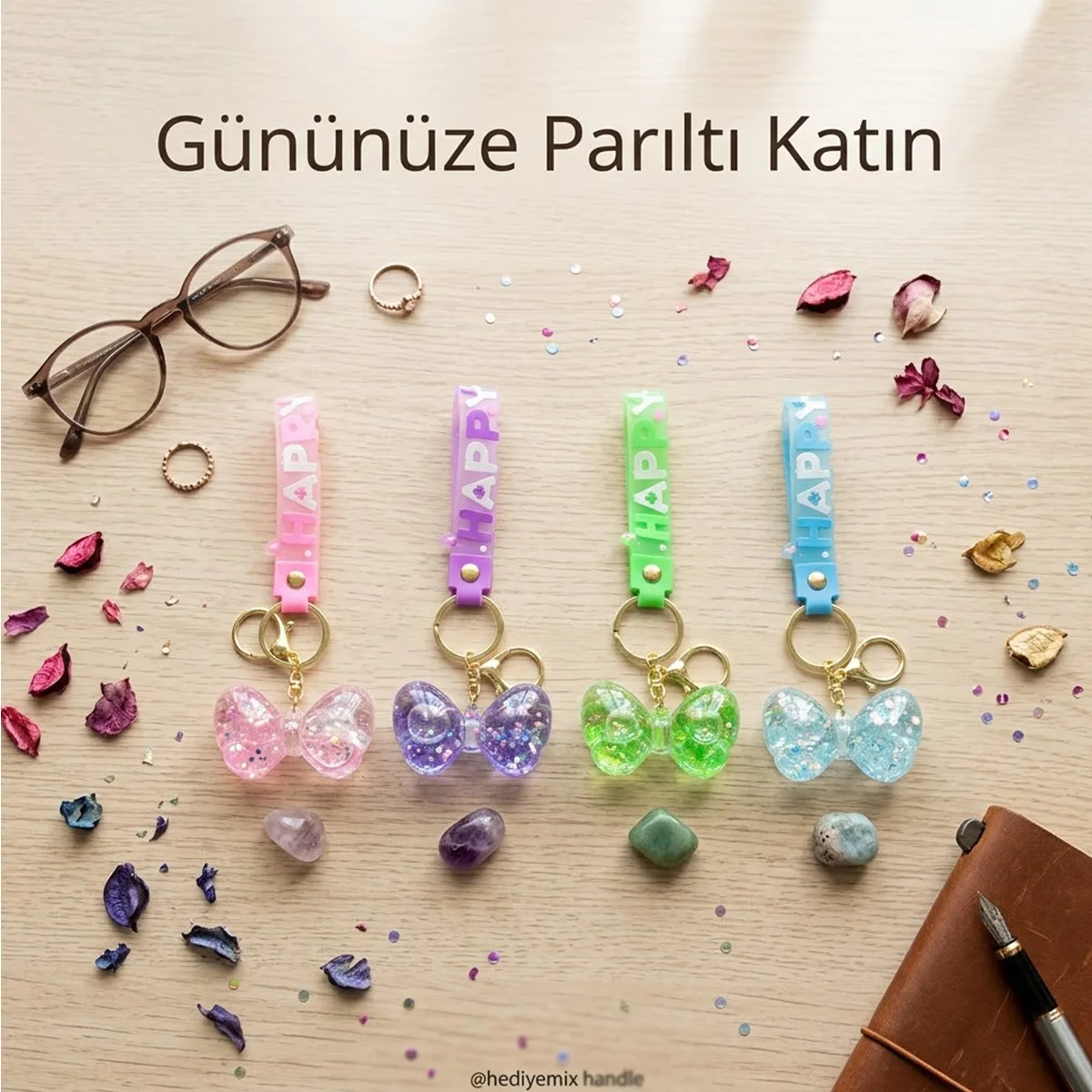 Mika kristal anahtarlık altın kulplu görsel 5