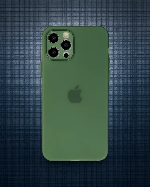 Apple İphone 12 Pro Max Kılıf Puma Silikon - Yeşil