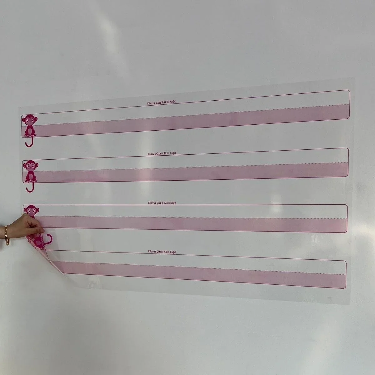 Kılavuz Çizgili Akıllı Kağıt Yazı Tahtası Duvarda İz Bırakmaz Statik Yeni Müfredata Uygun 100x56cm görsel 2
