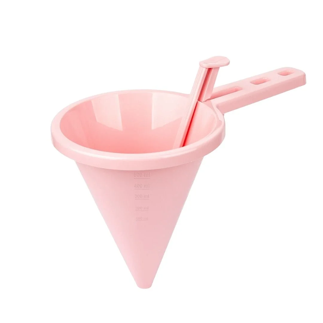 Pratik Hamur Dağıtıcı 500 ml ( Çok Renkli)