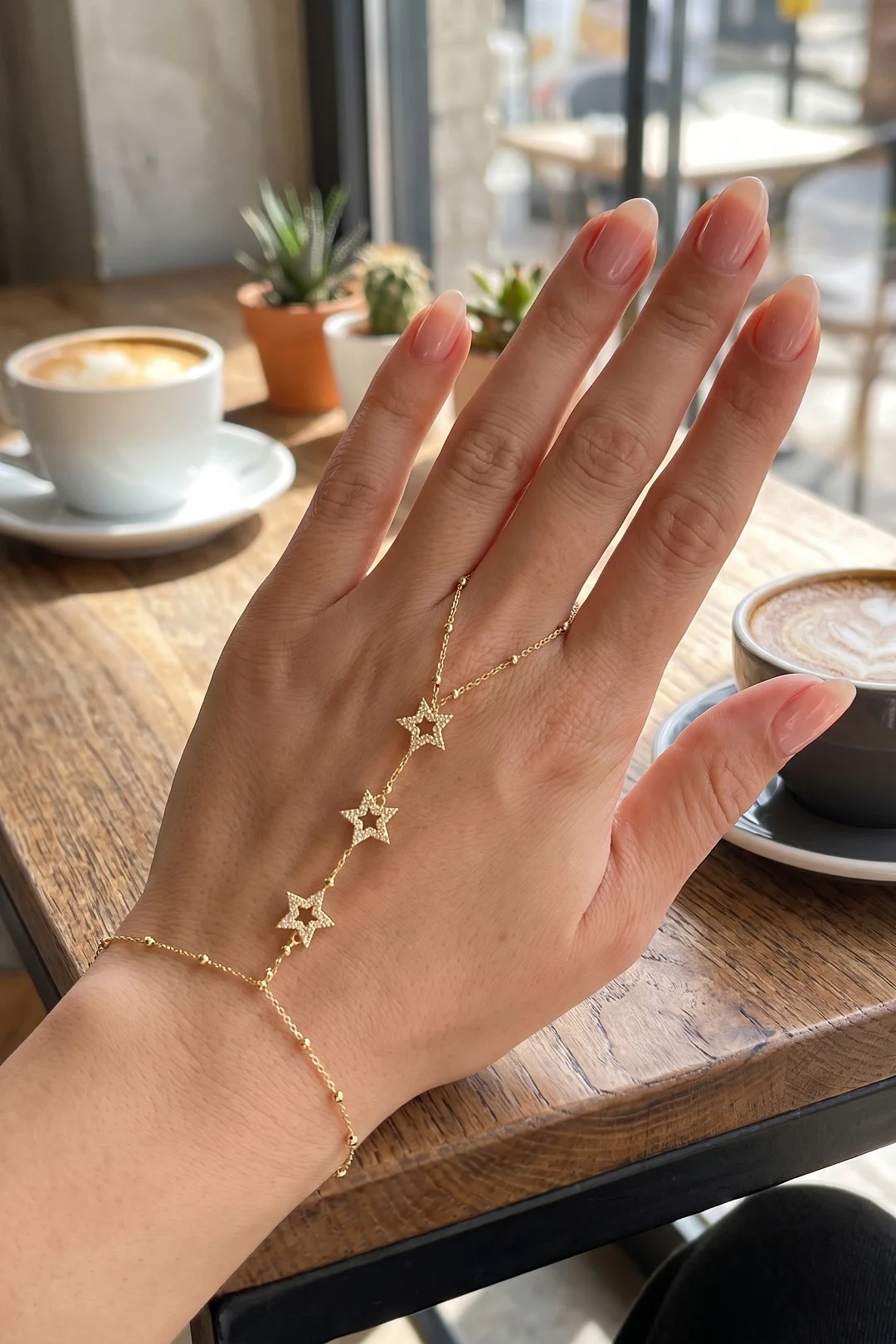 Gold Renk Pirinç Zirkon Taşlı Yıldız Model Şahmeran