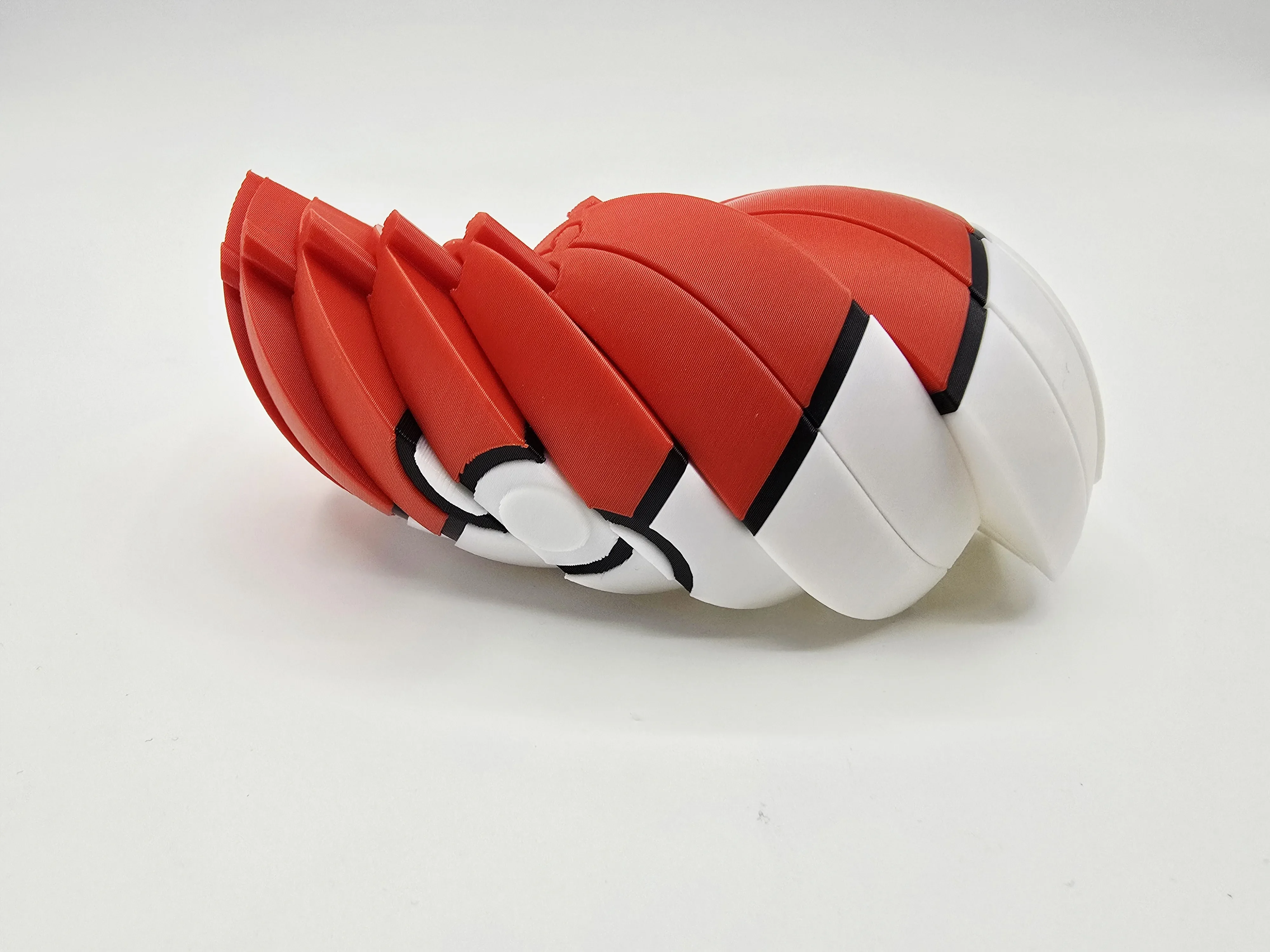 3D Baskı Pokebal - Segmentli Pokeball Dekoratif Küre-Kırmızı görsel 3