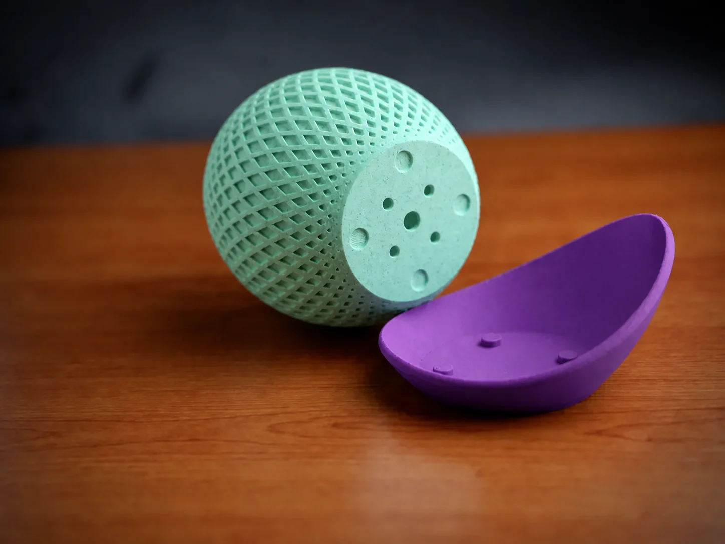 3D Baskı Küre Saksı - Kafes Dokulu İki Parçalı Dekoratif Saksı - Mint-Mor görsel 2