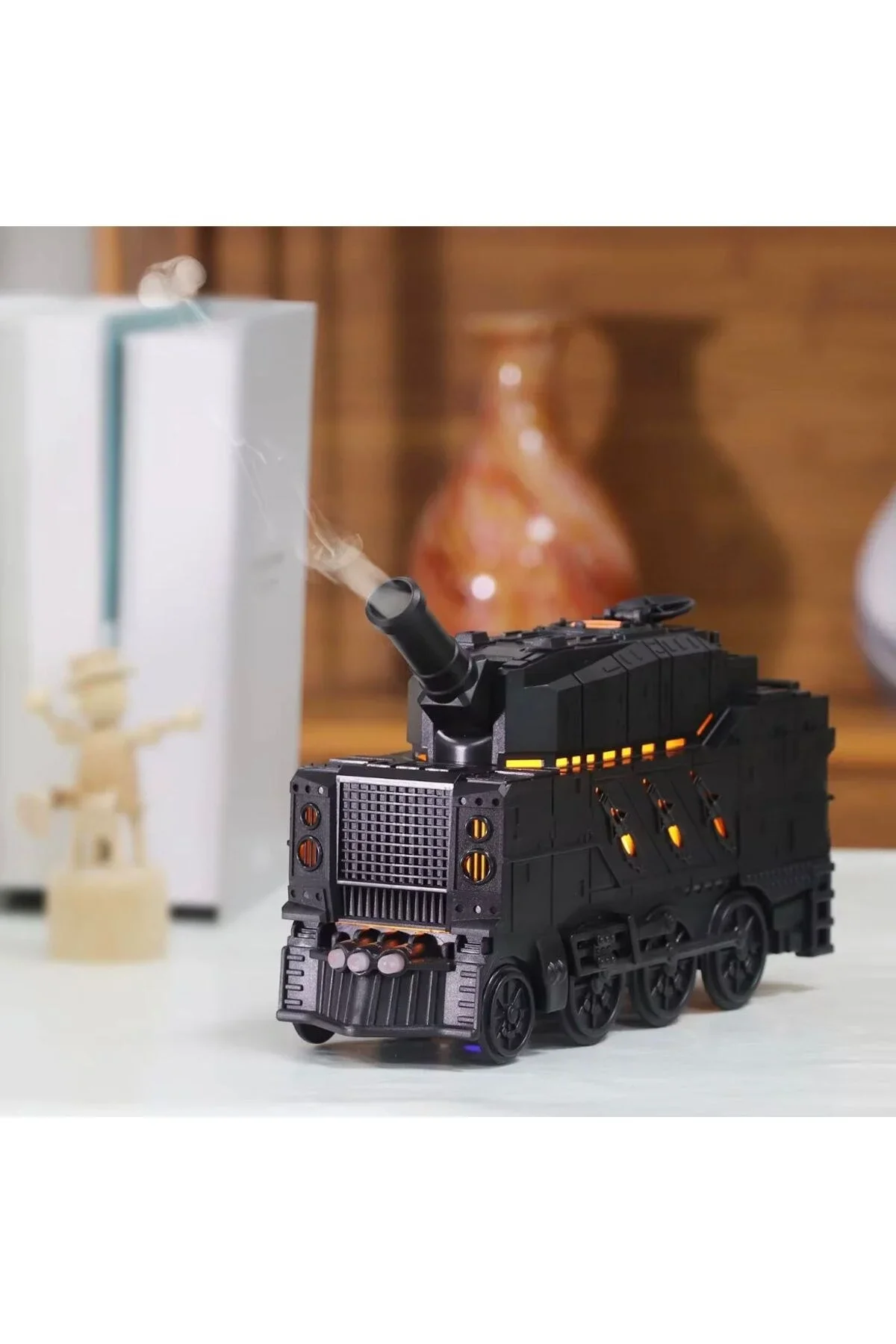 Buhar Efektli Zırhlı Tren Tasarımlı Aromaterapi Hava Nemlendirici – LED Işıklı, Sessiz ve USB Şarjlı görsel 4