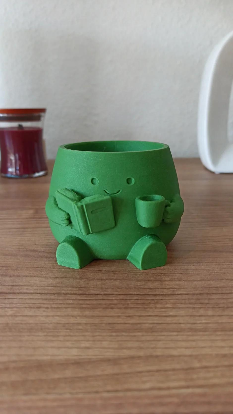 3D Baskı Kitap Okuyan Saksı - Kupa Tutan Sevimli Saksı-Yeşil görsel 2