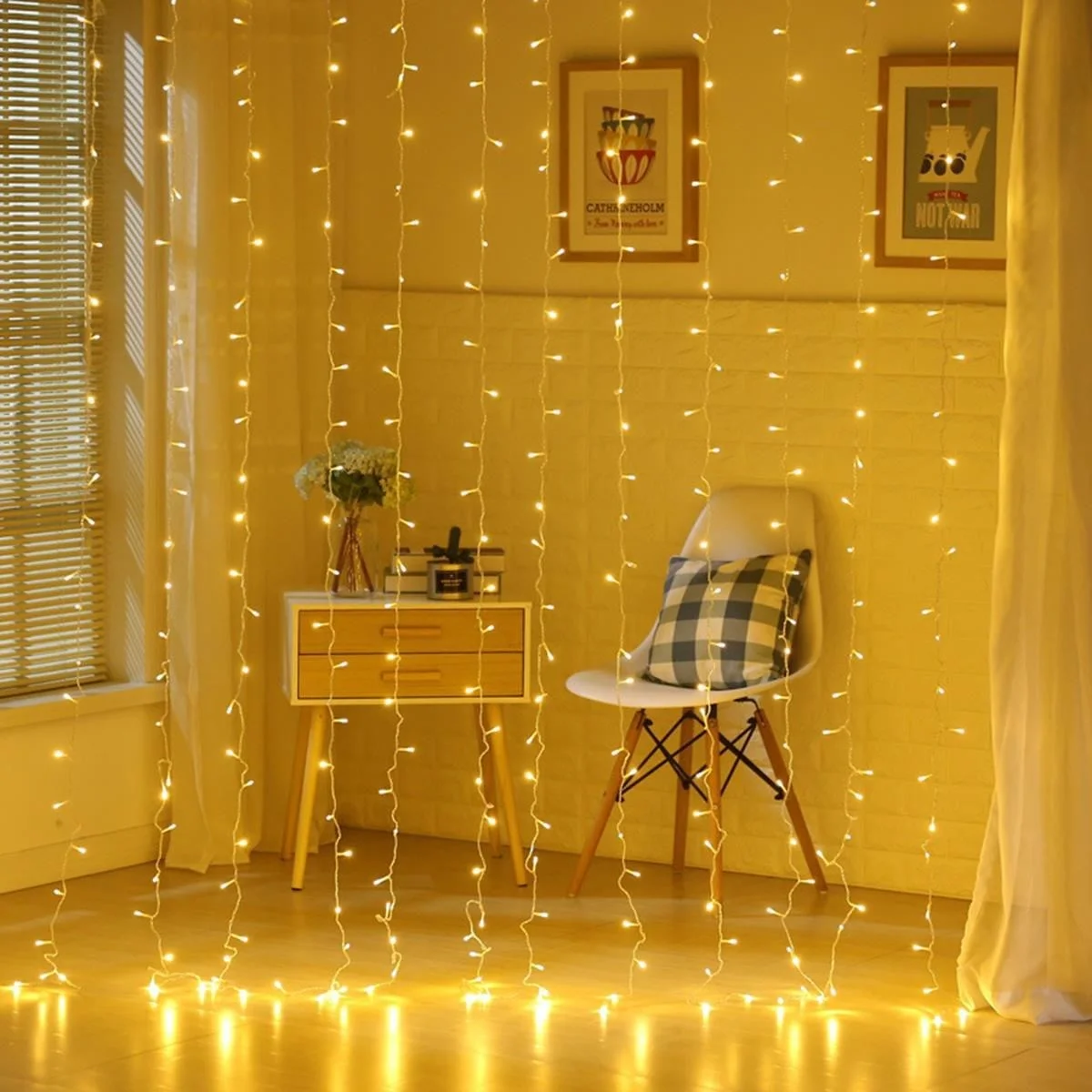 8 Fonksiyonlu 200 Led 10 Saçak Şerit Led 2x2 Perde İp Led (Gün Işığı) görsel 3