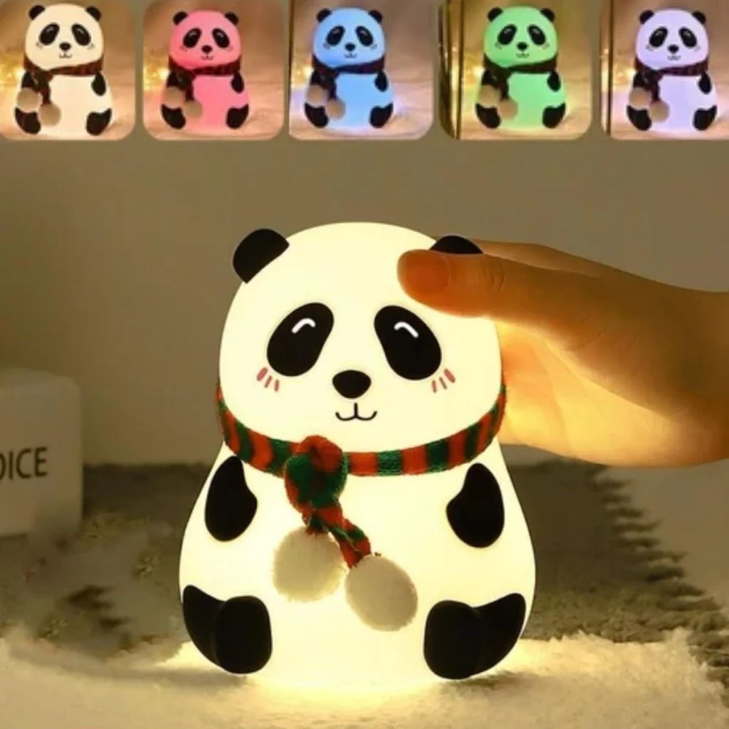 5 Farklı Renk Modlu Panda Figürlü Pofuduk LED Gece Lambası–Yumuşak Dokulu Çocuk Odası ve Dekoratif Şarjlı Ortam Işığı görsel 5