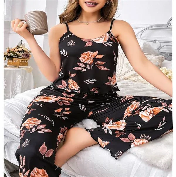 Büyük Beden Siyah Üstüne Çiçek Desenli İnce Askılı 2'li Pijama Takımı görsel 2
