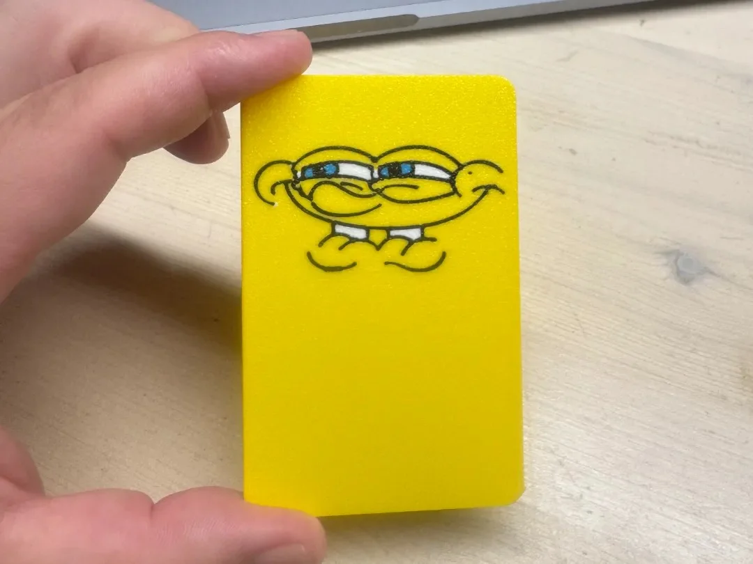 3D Baskı Sarı Gülen Yüz Desenli Dekoratif Banka Kartı Kılıfı