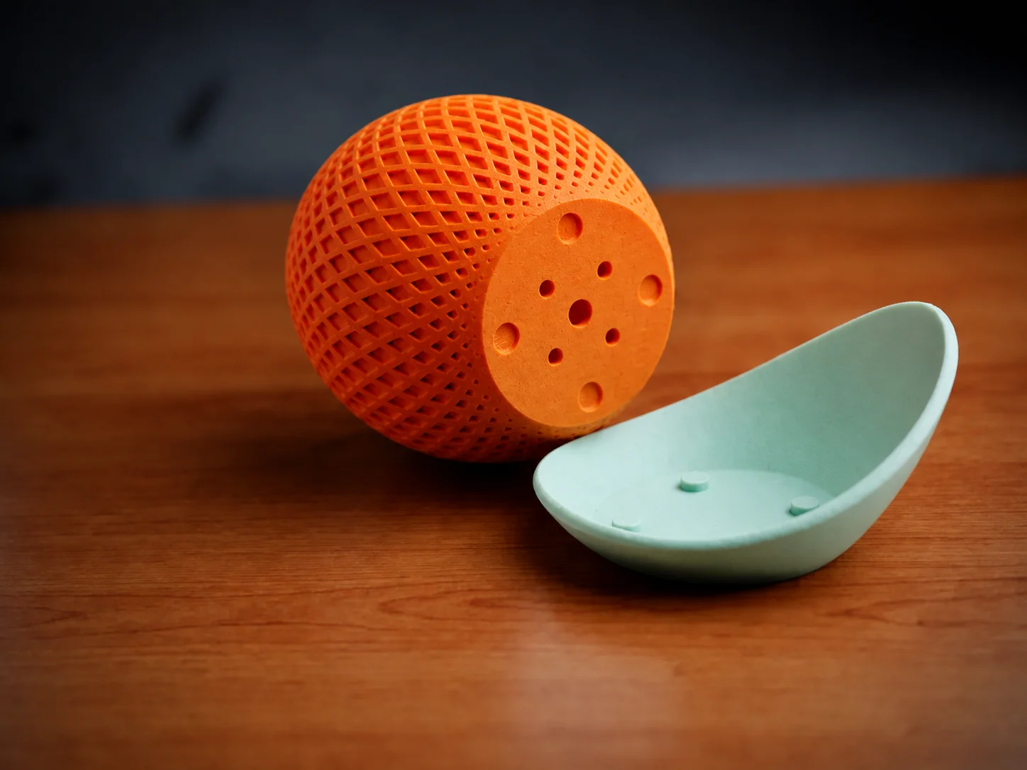 3D Baskı Küre Saksı - Kafes Dokulu İki Parçalı Dekoratif Saksı - Turuncu-Mint görsel 2