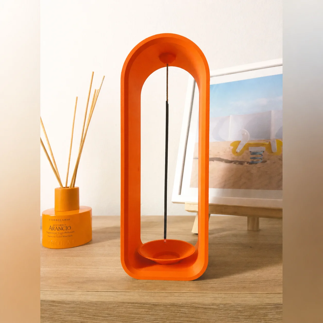 3D Baskı The Shrine Tütsülük - Modern Kemer Formlu Tütsü Tutucu-Turuncu görsel 3