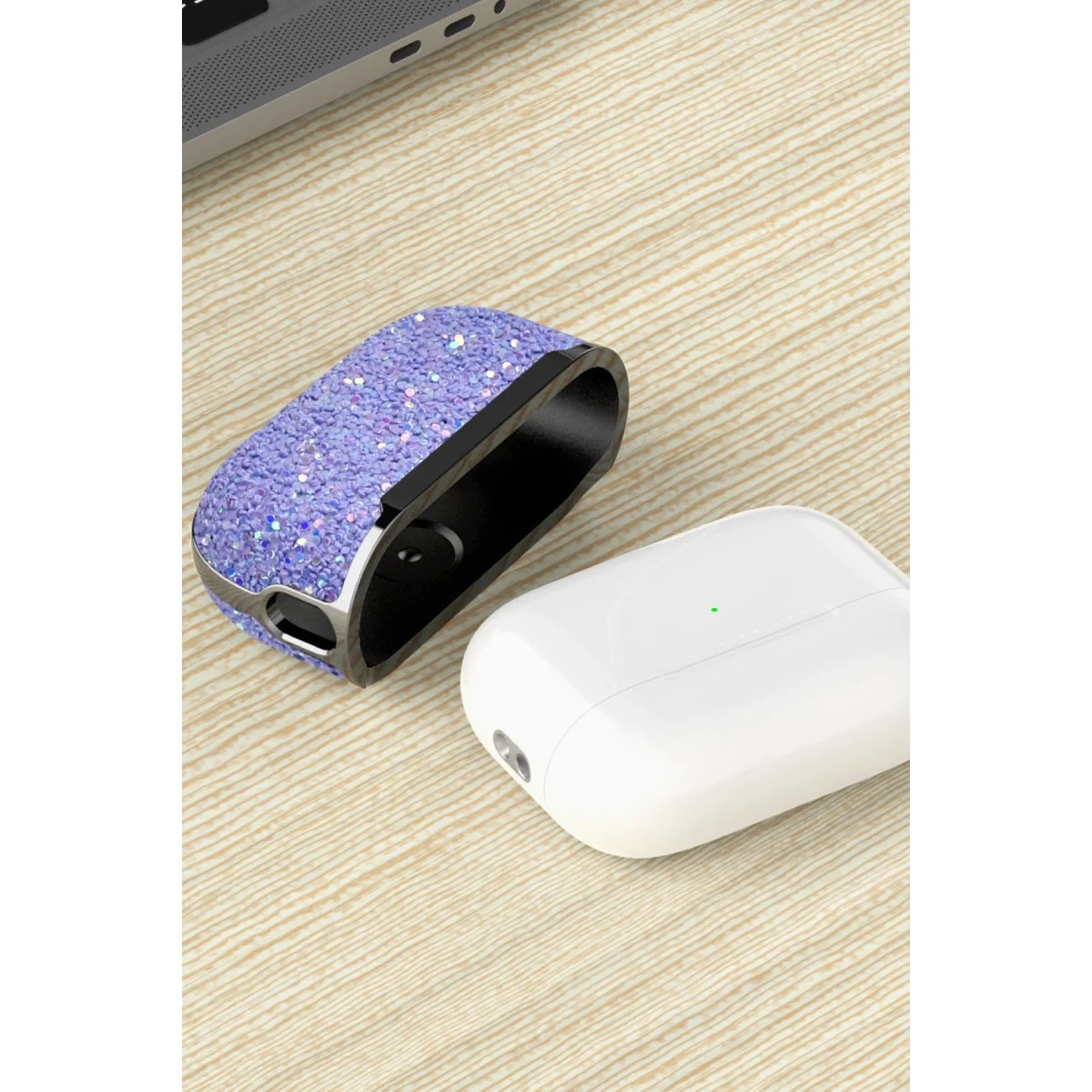 Onegif Apple Airpods Pro 2 (2.nesil) Bright Simli Airpods Kapak - Gümüş görsel 5