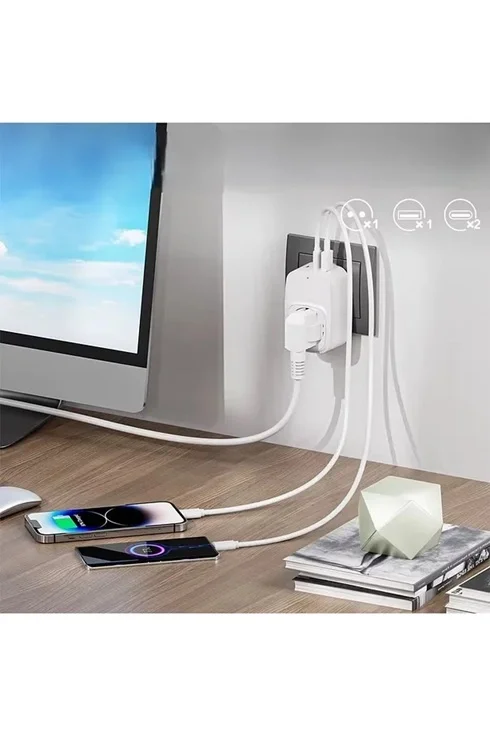 Tekli Yüksek Voltaj Korumalı Duvar Prizi 2X Type-C 1X USB Çıkışlı Priz Grup Priz Çoğaltıcı siyah görsel 2