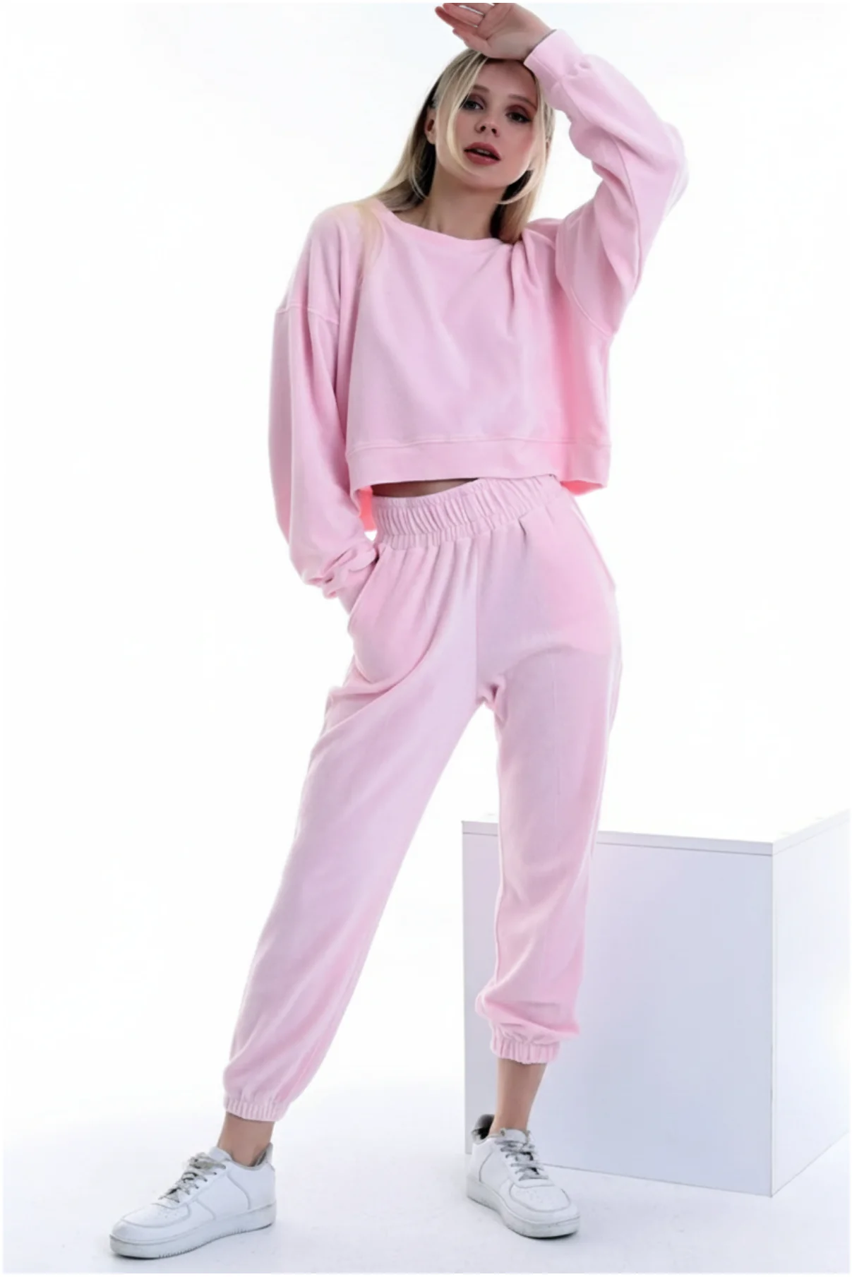 Kadın Yuvarlak Yaka Rahat Eşofman Takımı Sweatshirt görsel 4