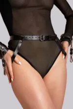 Arkadan ve Önden Bağlanabilir Siyah Deri Bilekli Harness - Görsel 2