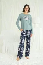 Çiçek ve Yaprak Desenli Baskılı Pijama Takımı - Görsel 2