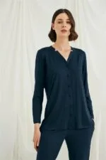 Uzun Kollu Boydan Düğmeli V Yaka Pijama Takımı - Görsel 5