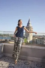 Yaprak Desenli ve Dantelli 3’lü Pijama Takımı - Görsel 5