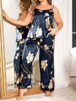 Büyük Beden Mavi Üstüne Çiçek Desenli İnce Askılı 2’li Saten Pijama Takımı