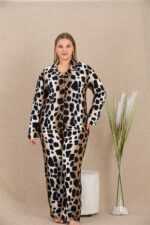 Büyük Beden Siyah Benekli Düğmeli Uzun Kol Viskon Pijama Takımı - Görsel 3