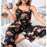 Büyük Beden Siyah Üstüne Çiçek Desenli İnce Askılı 2’li Pijama Takımı - Görsel 4